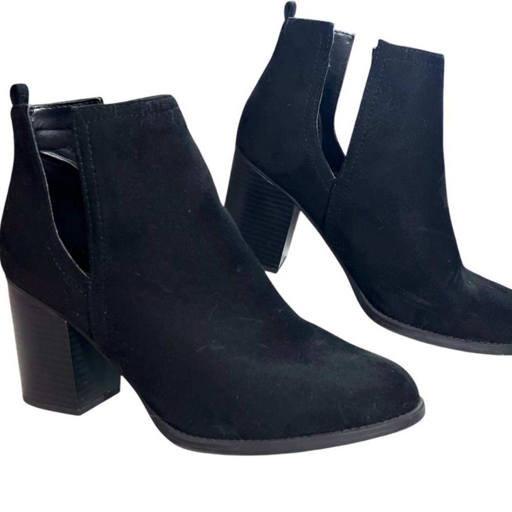 Soda Black Suede-Look Cutout Block Heel Ankle Boots